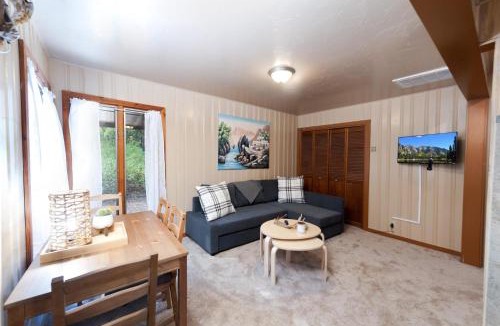 Purgatory House | 151 CR 200 1 Bedroom Cabin