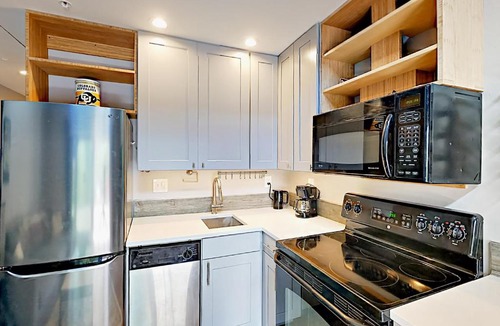 Matterhorn Village Apartment | 1552 Matterhorn Cir Condo Unit 3