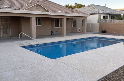 Bullhead City House | 15mins away from the Laughlin, NV Hotel strip and Lake Mohave with tons to do.