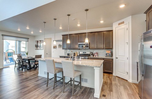 Commerce City Cottage | 16 Mi to Denver: Spacious Commerce City Home!
