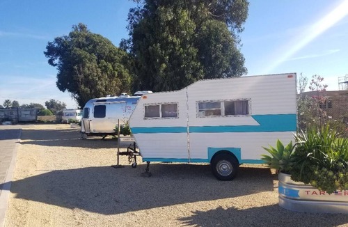 Ventura House | 1973 Vintage Camper is FOR SALE! Contact me to see it!