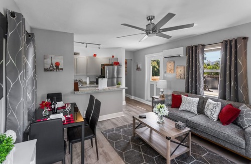 Coral Ridge Apartment | 1BR, Windows on All Four Sides