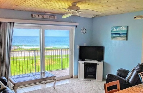 Imperial Heights Condo | 2/2 Direct Oceanfront w/Oversized Balcony/WIFI/Pool/Quiet Area