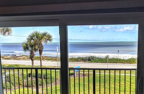 Imperial Heights Condo | 2/2 Direct Oceanfront w/Oversized Balcony/WIFI/Pool/Quiet Area