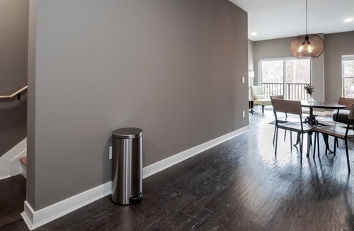 Ohio City Condo | 2 Bed Condo in the Heart of Ohio City- F6