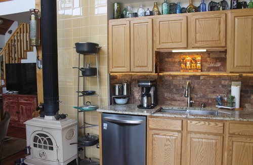 Fairplay Cabin | 2 bedroom 2 bath cozy cabin on 40 acres in Fairplay.