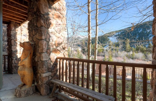 Lakeside Village Condo | 2 Bedroom Apartment | Balcony and Stunning Views!
