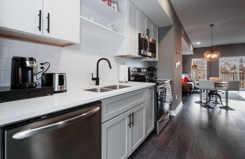 Ohio City Condo | 2 Bedroom Condo in the Heart of Ohio City - A3
