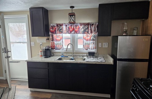 West Springfield House | 2-bedroom country house in West Springfield, PA with WiFi, AC