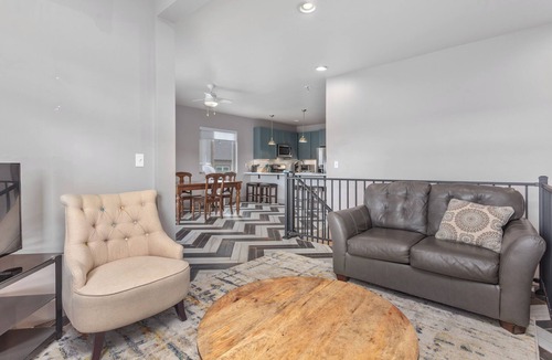 Salida Condo | 2-bedroom Upper Townhome in peaceful Poncha Springs- Midterm Rental