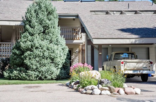 Carbondale Condo | 2 BR Condo with 2 Fishing Badges! 24 Mi. to Aspen