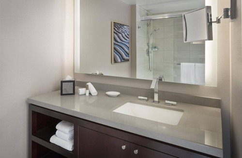 Burlingame Hotel | 2 Connecting Suites at a 4⭐️ Hotel