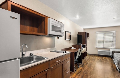 Dupont House | 2 Convenient Rooms w/Fully Equipped Kitchen and Living Room | Near Downtown