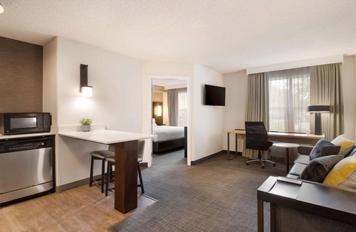 Reno/Tahoe Airport Hotel | 2 Lovely Units! Perfect for Creating Unforgettable Memories with Family!