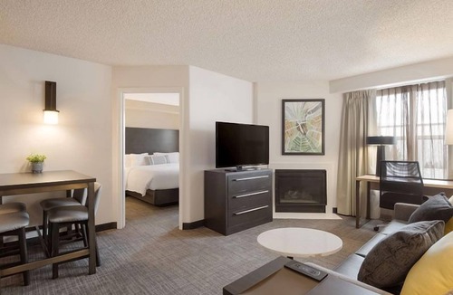 Reno/Tahoe Airport Hotel | 2 Lovely Units! Perfect for Creating Unforgettable Memories with Family!