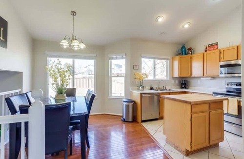 Aurora House | 2 Master Suites with King beds fast Wifi