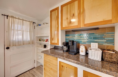 Old North End House | 2 Mi to Dtwn: Colorado Springs Gem w/Hot Tub!