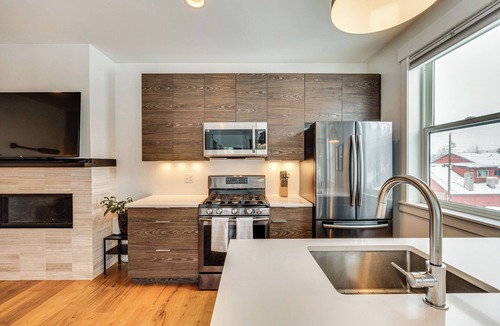 Grand Lake Apartment | 2 Mi to Rmnp: Mtn-view Grand Lake Loft!