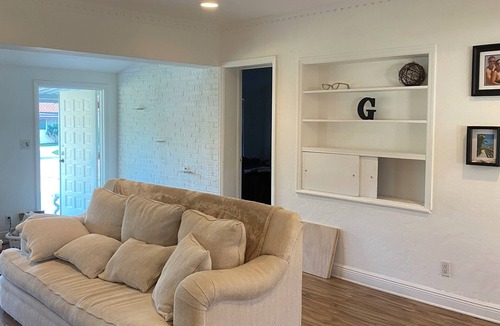 South Lake House | 2 miles from Hollywood beach and Downtown Hollywood
