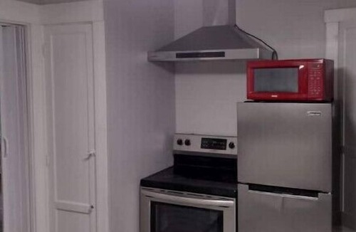 Austintown House | 2 Peaceful Homes in 1
