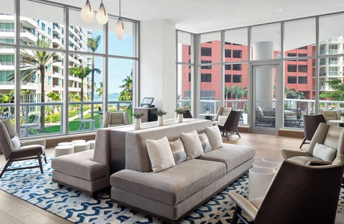 Brickell Hotel | 2 Relaxing Units in Brickell with Breakfast, Gym and Pool Access