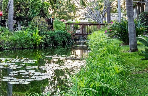 Santa Barbara Hotel | 2-Star Hotel ∙ Ramada by Wyndham Santa Barbara