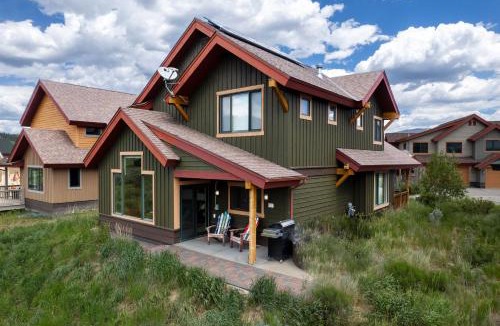 Tabernash House | 2002 Lupine Lane