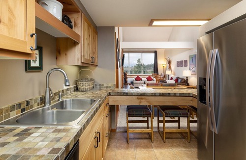 Keystone Condo | 2130 The Pines 1 Bedroom Condo by RedAwning