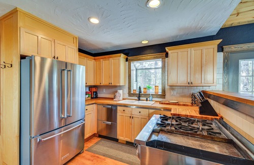 Valley of the Sun Cottage | 24-0139 Cabin in Fairplay: Close to Trails!