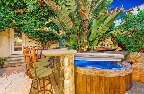 Ventura House | 25% Off Aug 4-6! Perfect For Families, Jacuzzi*