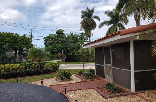 Lake Estates House | 2700 Palms Lauderdale