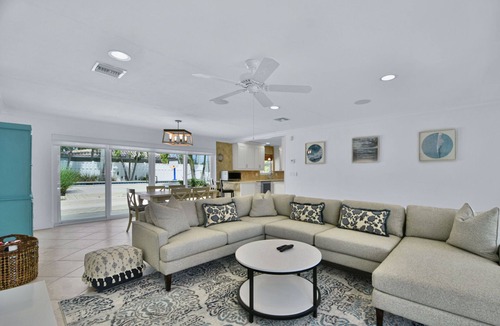 Harbor Village House | 2780 Managed By Brampton Park