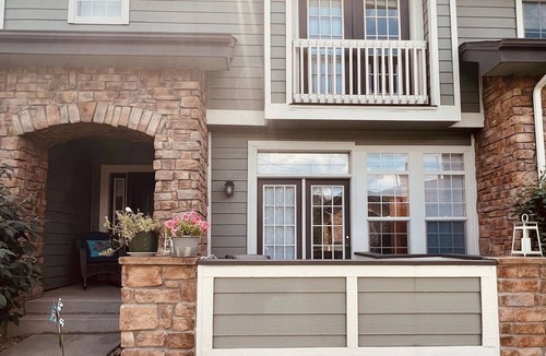 Littleton House | 3/2 Townhome right off walking trail/1 mile downtown Littleton