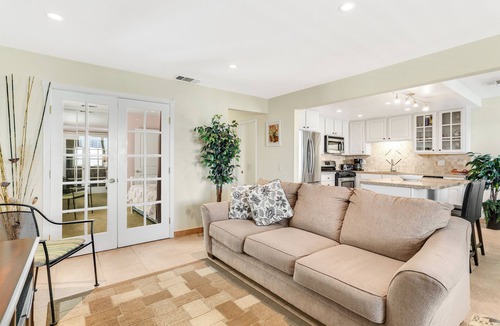 Little Tuscany Condo | 3-bedroom condo in Old Las Palmas, Palm Springs. Pool and Hot Tub!