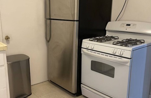 Clarkdale House | 3 Bedroom Home Near Culver City