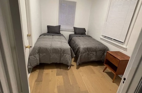 Clarkdale House | 3 Bedroom Home Near Culver City