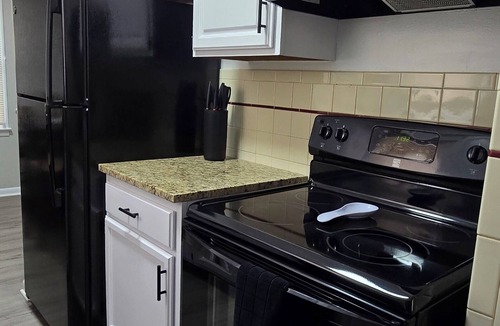 Mentor Headlands House | 3-bedroom house in enchanting Mentor with AC