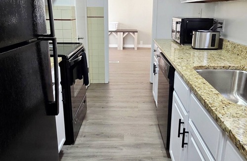 Mentor Headlands House | 3-bedroom house in enchanting Mentor with AC