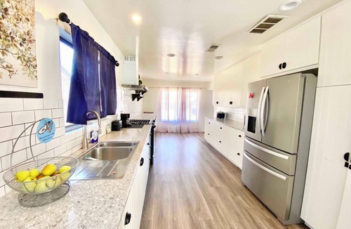 Walnut Valley House | 3-bedroom house in superb West Covina with cool AC