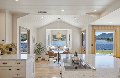 Thousand Oaks House | 3-bedroom house on exclusive Lake Sherwood with stunning lake views throughout.