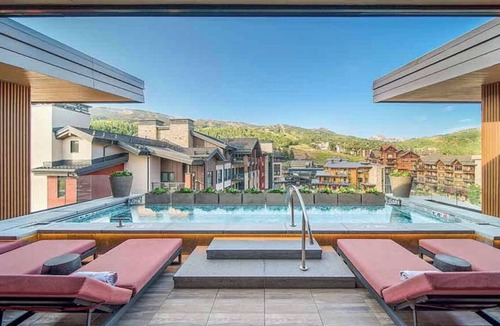 Snowmass Village Apartment | 3 bedroom luxury apt One snowmass