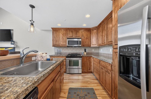 Fraser Condo | 3 bedroom, views from private deck, vaulted ceilings, spacious floor plan