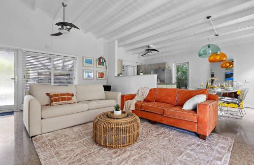 Wilton Manors House | 3-Bedroom Villa with Heated Pool near Wilton Drive & Fort Lauderdale Beach