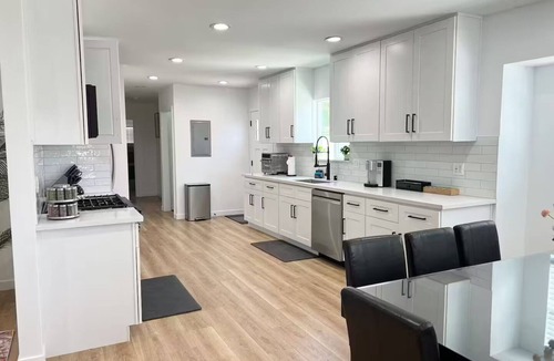 La Habra House | 3 Br House by Disneyland and LA