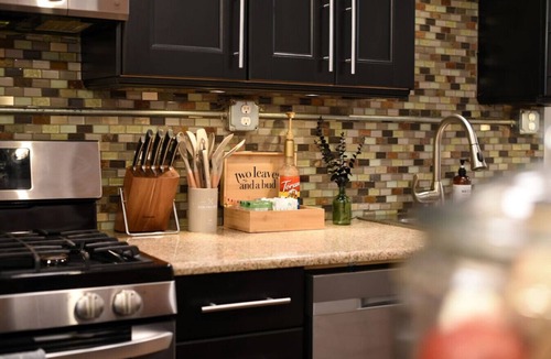 Lawrenceville House | 3 King Beds - Upper Lawrenceville Americana!