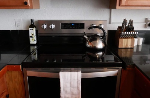 Copper Mountain Village Condo | 3 min Walk to Slopes, Great Views, Shared Hot Tub