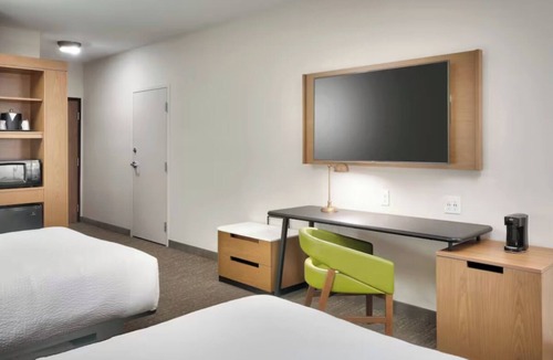 Union Square Hotel | 3 Relaxing Stays with Free Breakfast and Pool Access Near Federal Center
