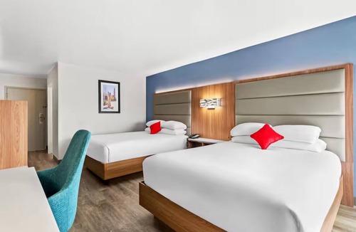 Cheyenne Hotel | 3 Rooms w/Pool & Game room - Perfect for Relaxation and Memorable Trips