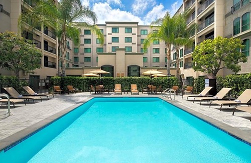 Old Pasadena Hotel | 3-Star Hotel ∙ Courtyard by Marriott Los Angeles Pasadena Old Town