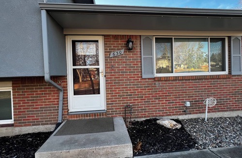 Rustic Hills House | 30+ Day Stays, 4BR Home, Pet-Friendly